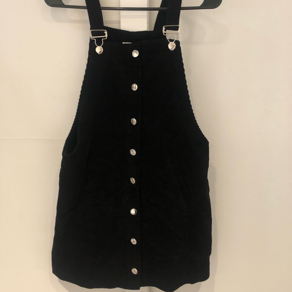 Francesca’s black corduroy jumper dress in black size small